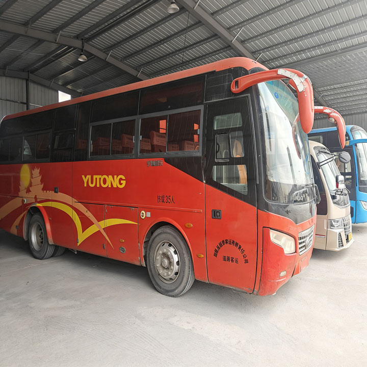 Yutong 35 مقعدًا ديزل حافلة مستعملة