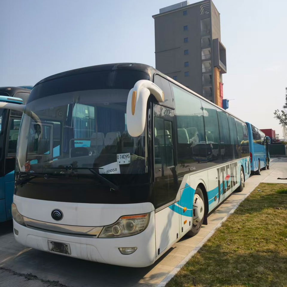 Yutong 65 مقعد ديزل حافلة مستعملة 1